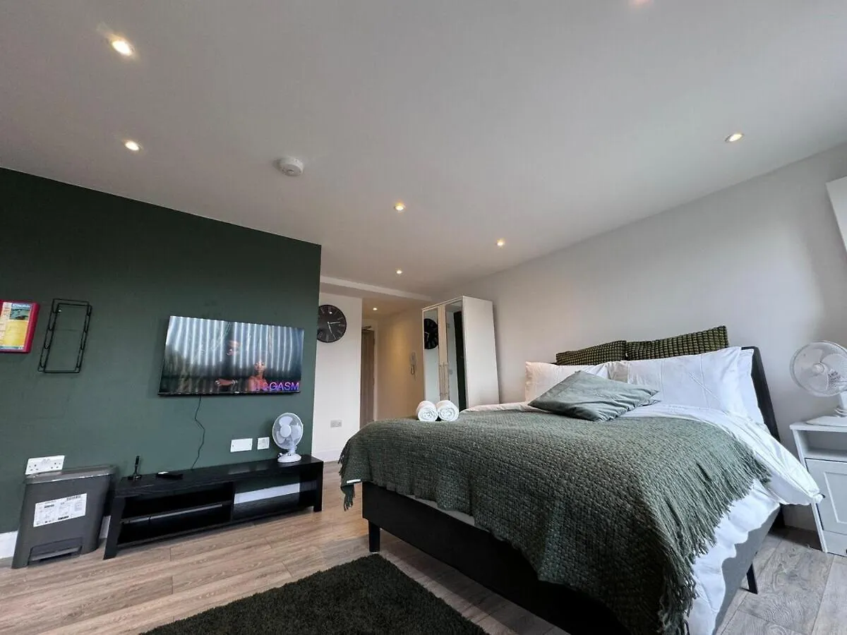 Ft6 Brick Lane Studio Apartment London