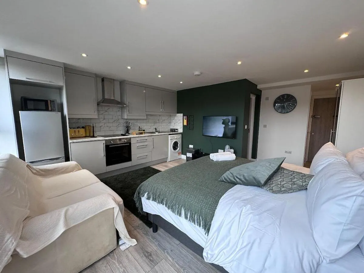 Ft6 Brick Lane Studio Apartment contacts